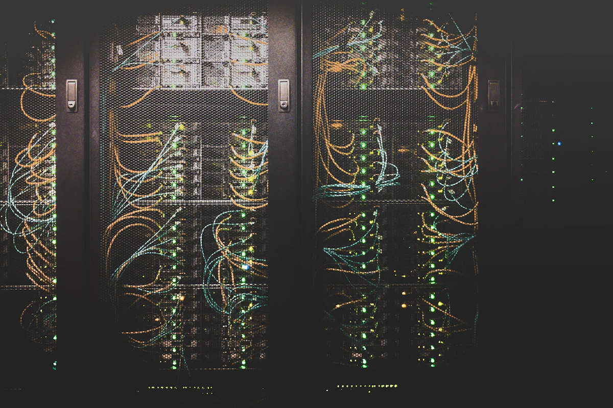Network switches and structured cabling in a server rack